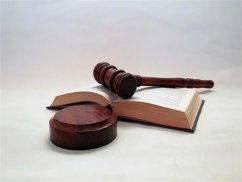 上海浦东区刑事律师